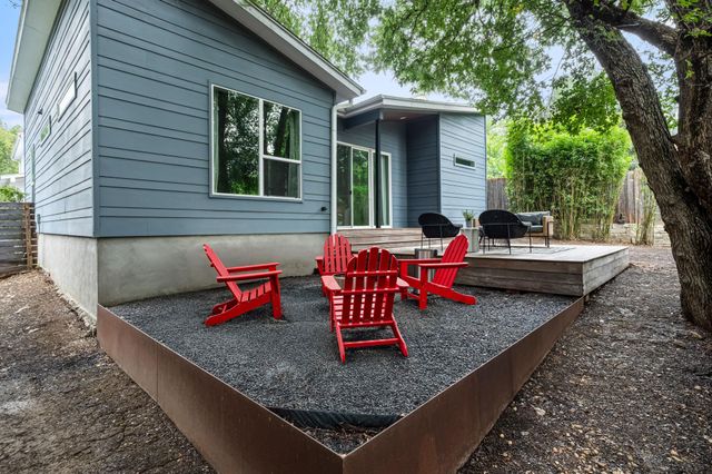 1703 Perez ST 2, Austin, TX 78721