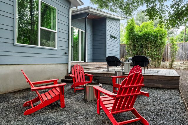 1703 Perez ST 2, Austin, TX 78721