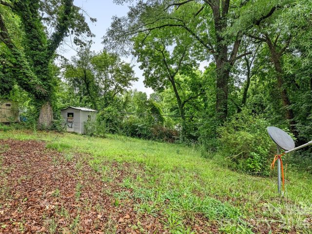 1525 Herrin Avenue, Charlotte, NC 28205