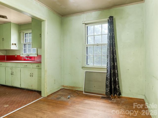 1525 Herrin Avenue, Charlotte, NC 28205