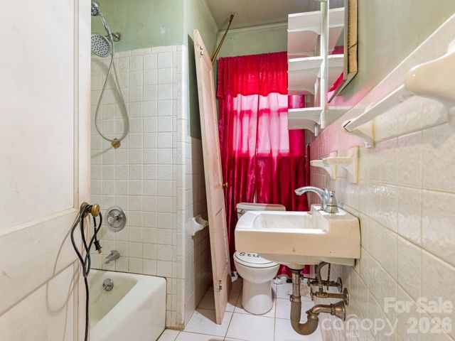 1525 Herrin Avenue, Charlotte, NC 28205