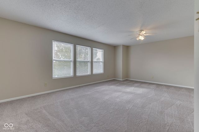 933 Shenandoah Way, Greenwood, IN 46143