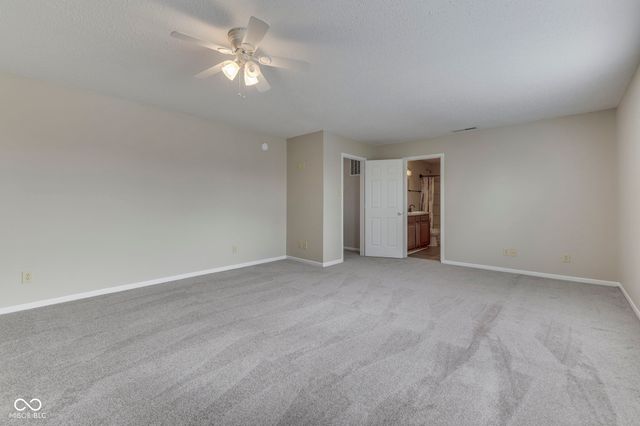 933 Shenandoah Way, Greenwood, IN 46143