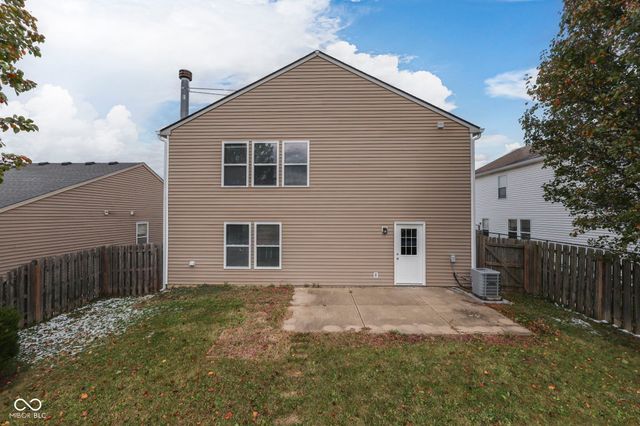 933 Shenandoah Way, Greenwood, IN 46143