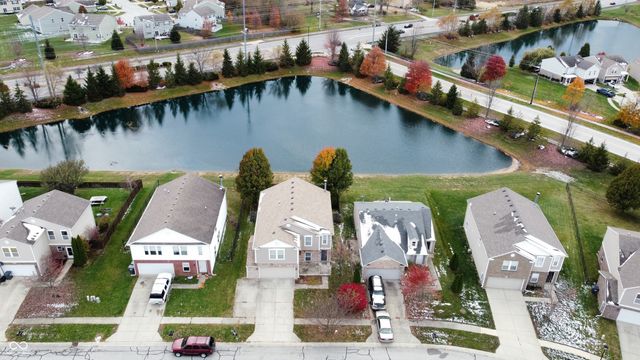 933 Shenandoah Way, Greenwood, IN 46143