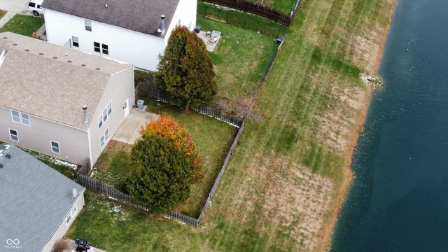 933 Shenandoah Way, Greenwood, IN 46143