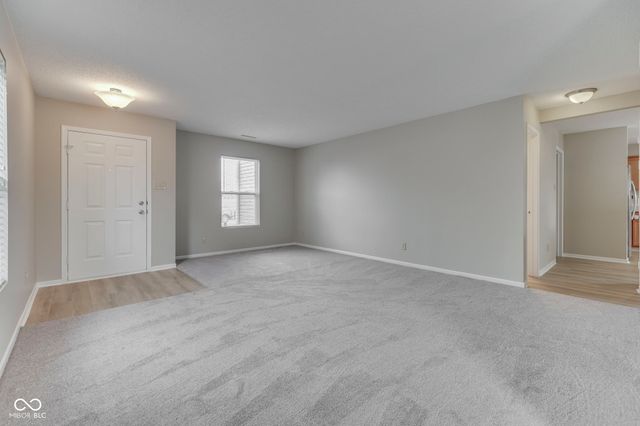 933 Shenandoah Way, Greenwood, IN 46143