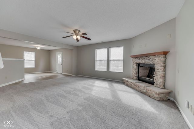 933 Shenandoah Way, Greenwood, IN 46143