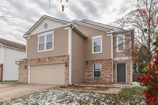 933 Shenandoah Way, Greenwood, IN 46143