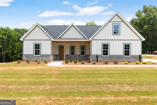 615 Head Road, Juliette, GA 31046
