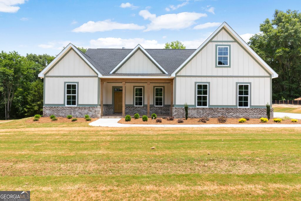 615 Head Road, Juliette, GA 31046