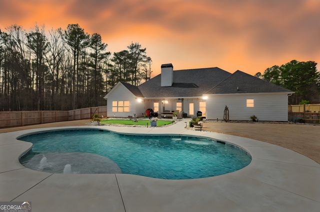 5 Allison Road, Moreland, GA 30259