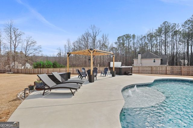 5 Allison Road, Moreland, GA 30259