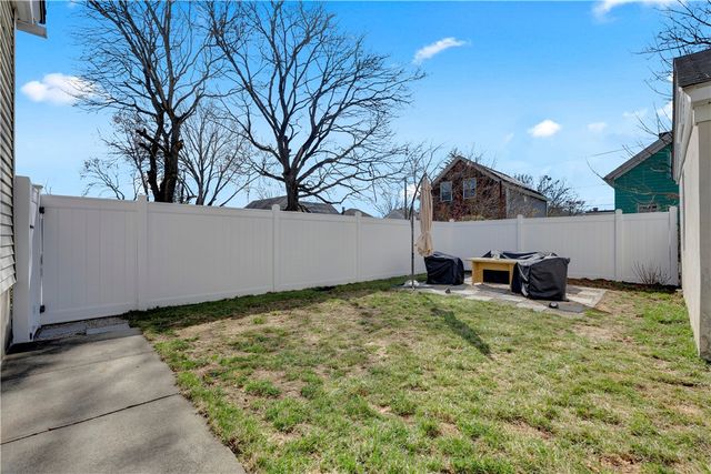 42 Victoria Avenue, Cranston, RI 02920