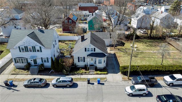 42 Victoria Avenue, Cranston, RI 02920