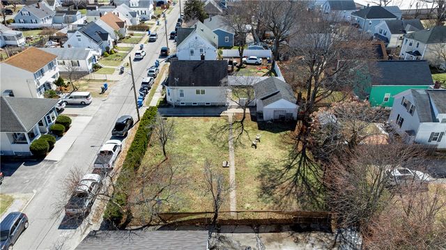 42 Victoria Avenue, Cranston, RI 02920