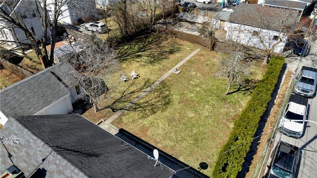 42 Victoria Avenue, Cranston, RI 02920