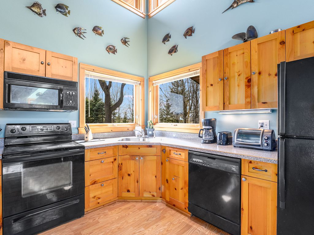 1455 E Edgewood Drive, Whitefish, MT 59937 photo 13