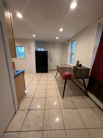 849 Carteret Ave, Trenton City, NJ 08618