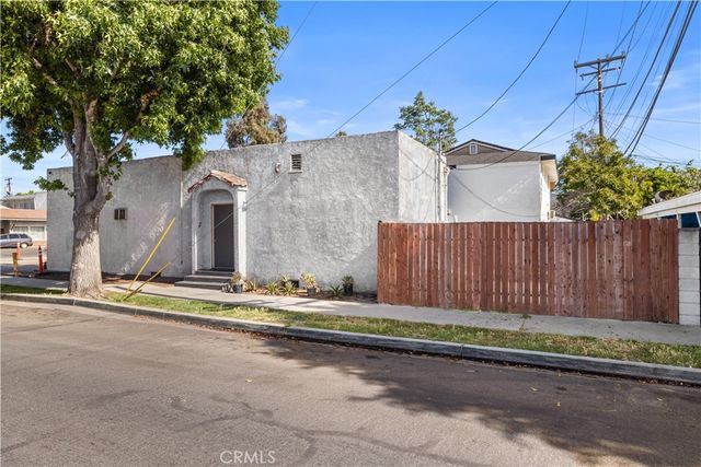 6095 Atlantic Ave, Long Beach, CA 90805