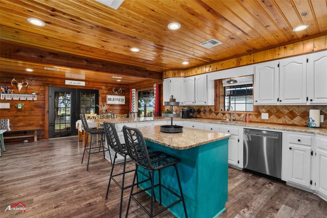 10073 Ferry Lake Road, Oil City, LA 71061