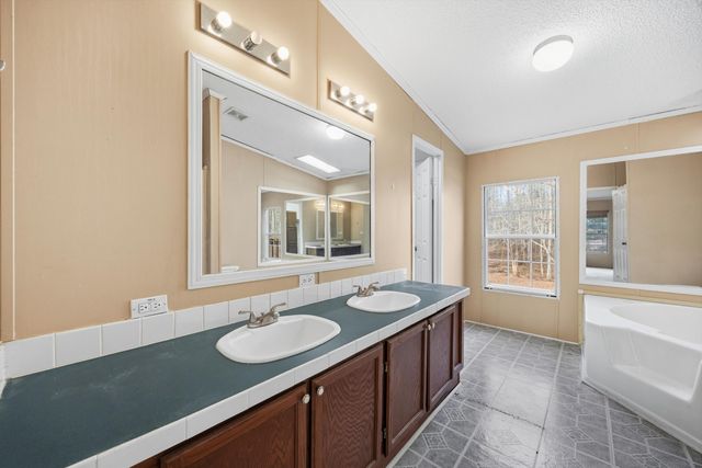 9807 Miller Country Road, Soddy Daisy, TN 37379