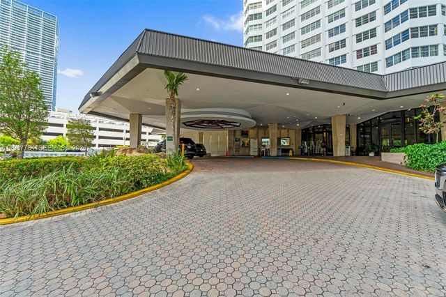 801 Brickell Bay Dr 361, Miami, FL 33131