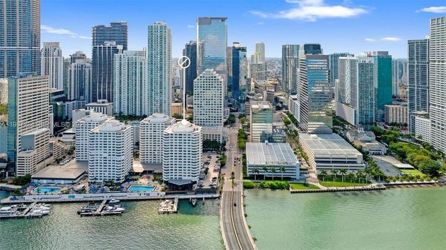 801 Brickell Bay Dr 361, Miami, FL 33131