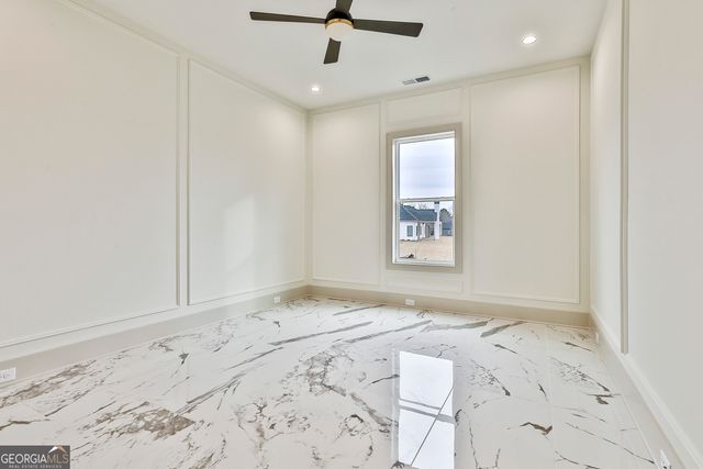 327 Ruffian Circle 68, Peachtree City, GA 30269