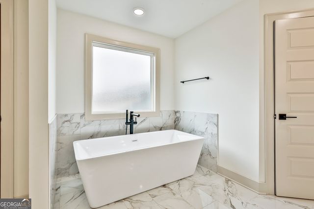 327 Ruffian Circle 68, Peachtree City, GA 30269