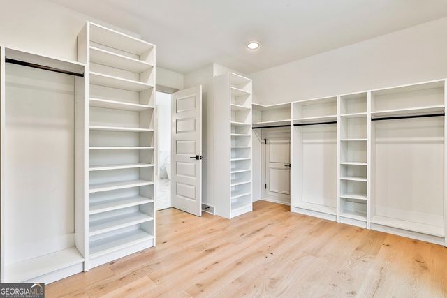 327 Ruffian Circle 68, Peachtree City, GA 30269