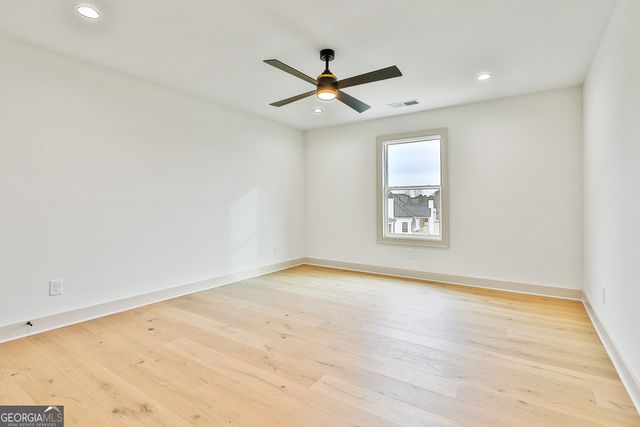 327 Ruffian Circle 68, Peachtree City, GA 30269