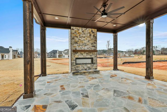 327 Ruffian Circle 68, Peachtree City, GA 30269