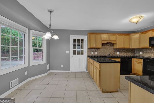 9480 Coleman Road, Roswell, GA 30075