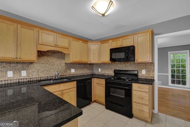 9480 Coleman Road, Roswell, GA 30075