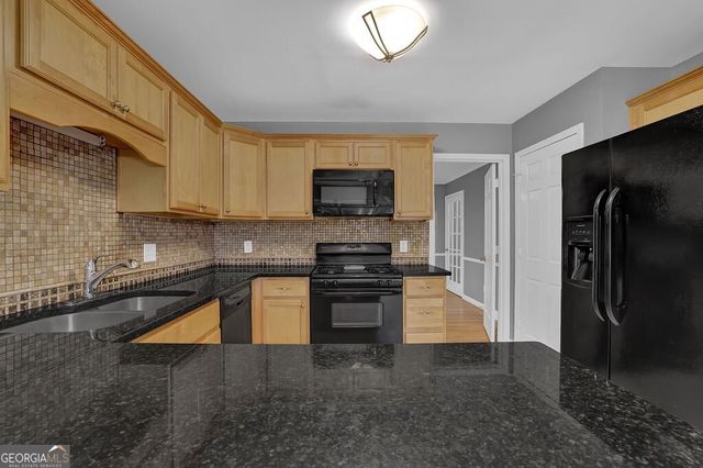 9480 Coleman Road, Roswell, GA 30075