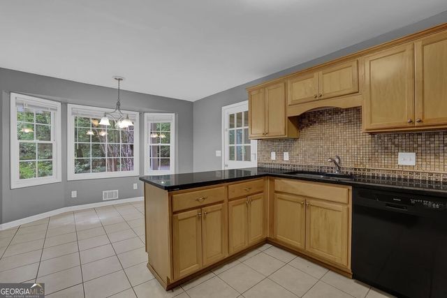 9480 Coleman Road, Roswell, GA 30075
