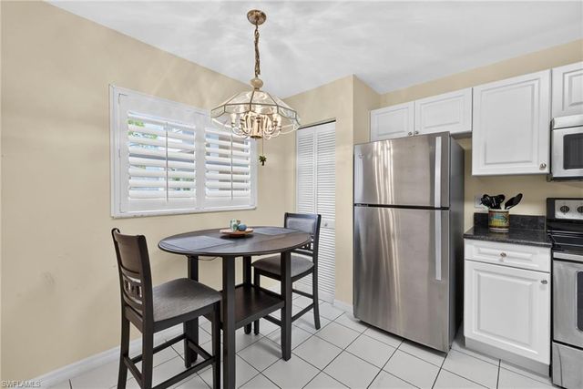 737 Landover CT 102, Naples, FL 34104