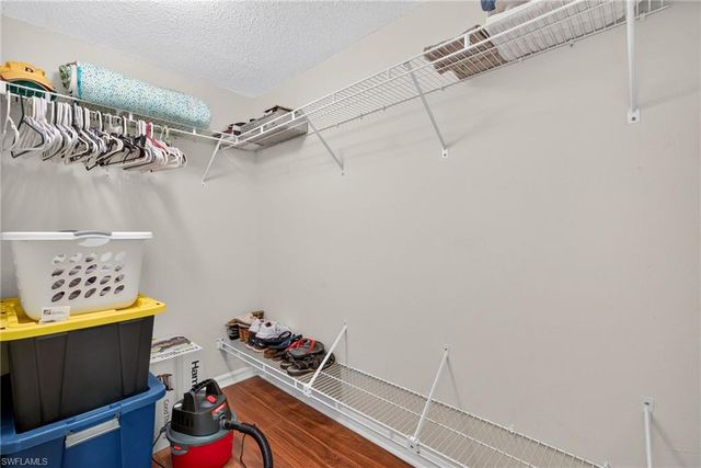 737 Landover CT 102, Naples, FL 34104