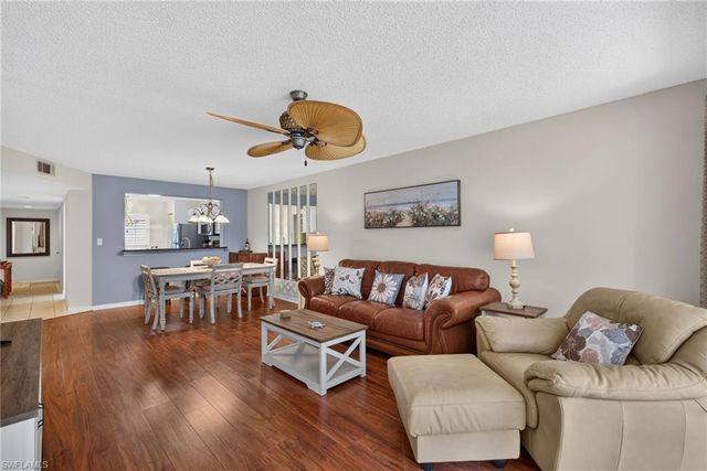 737 Landover CT 102, Naples, FL 34104