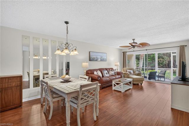 737 Landover CT 102, Naples, FL 34104