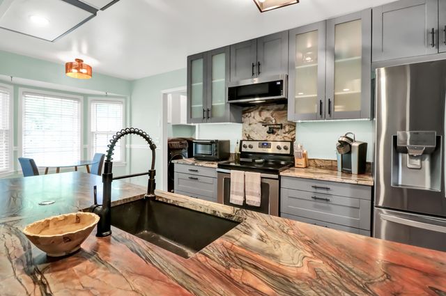 108 Evance Court, Summerville, SC 29485