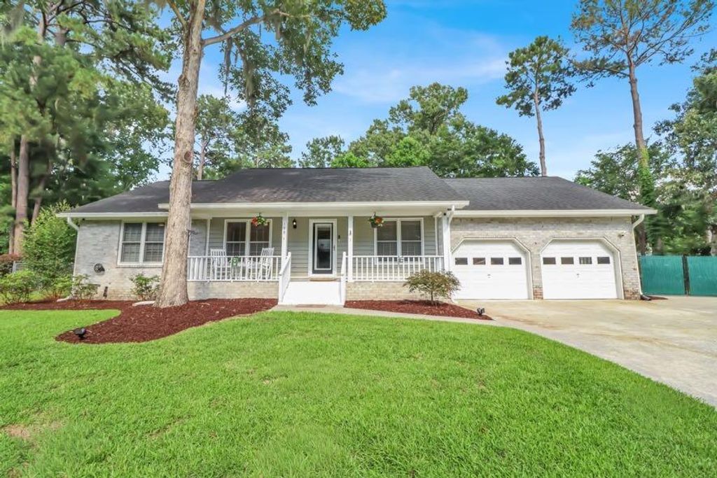108 Evance Court, Summerville, SC 29485
