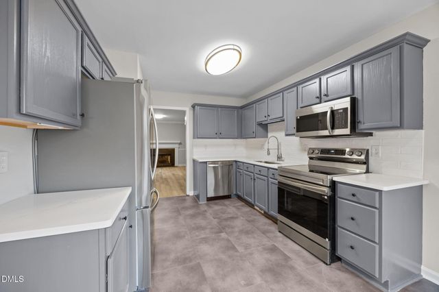 2813 Bedfordshire Court, Raleigh, NC 27604