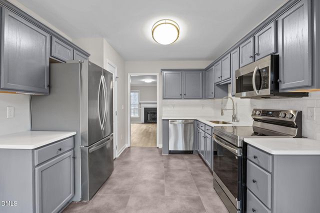 2813 Bedfordshire Court, Raleigh, NC 27604