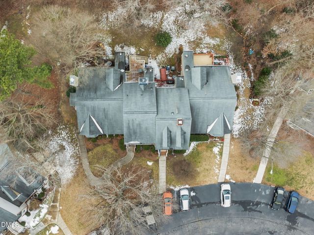 2813 Bedfordshire Court, Raleigh, NC 27604