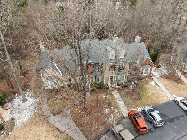 2813 Bedfordshire Court, Raleigh, NC 27604