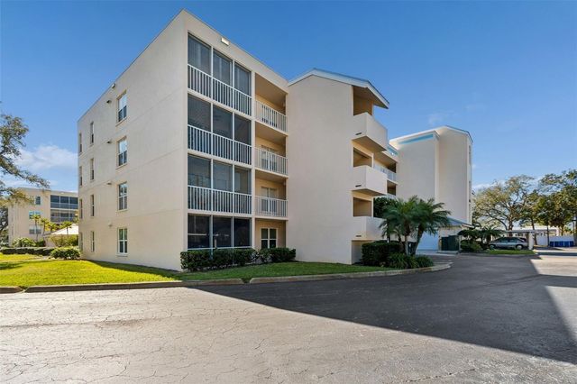 3950 IRONWOOD CIRCLE 103, Bradenton, FL 34209