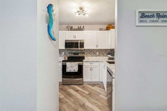 3950 IRONWOOD CIRCLE 103, Bradenton, FL 34209