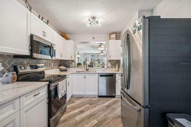 3950 IRONWOOD CIRCLE 103, Bradenton, FL 34209